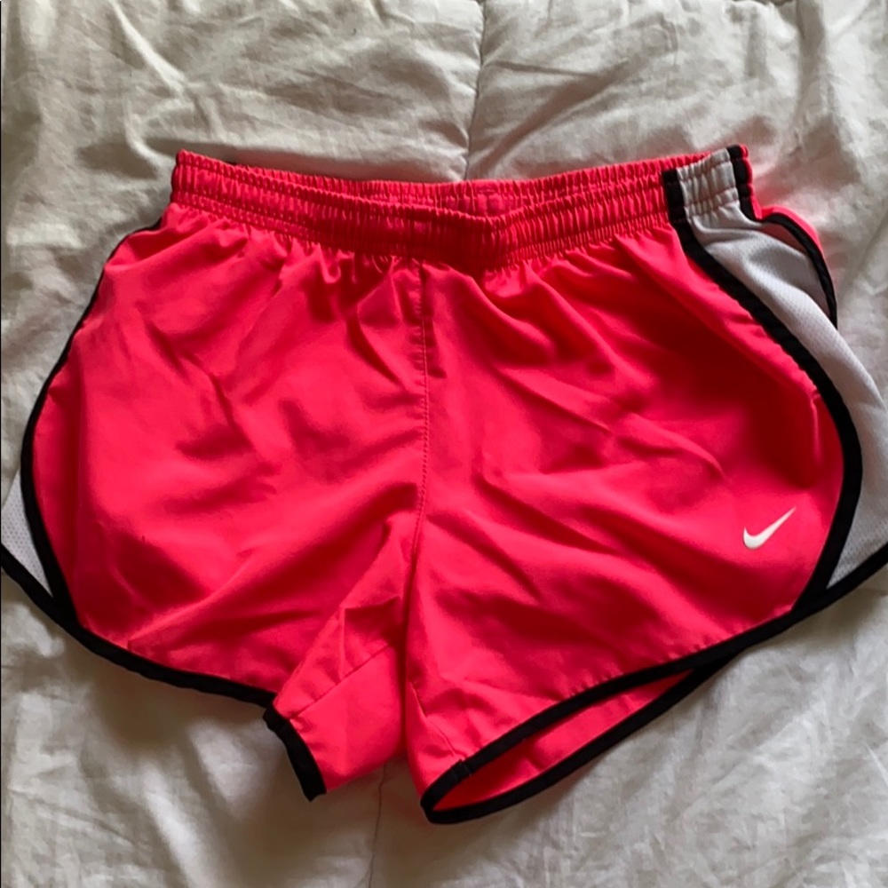 Girls Nike shorts! Size M